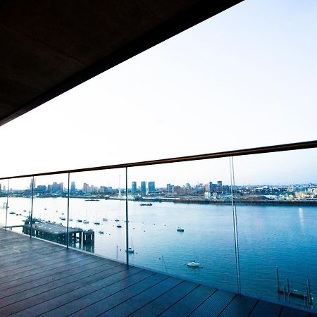 Waterfront- London Greenwich O2 Arena 2 Bed Flat ภายนอก รูปภาพ