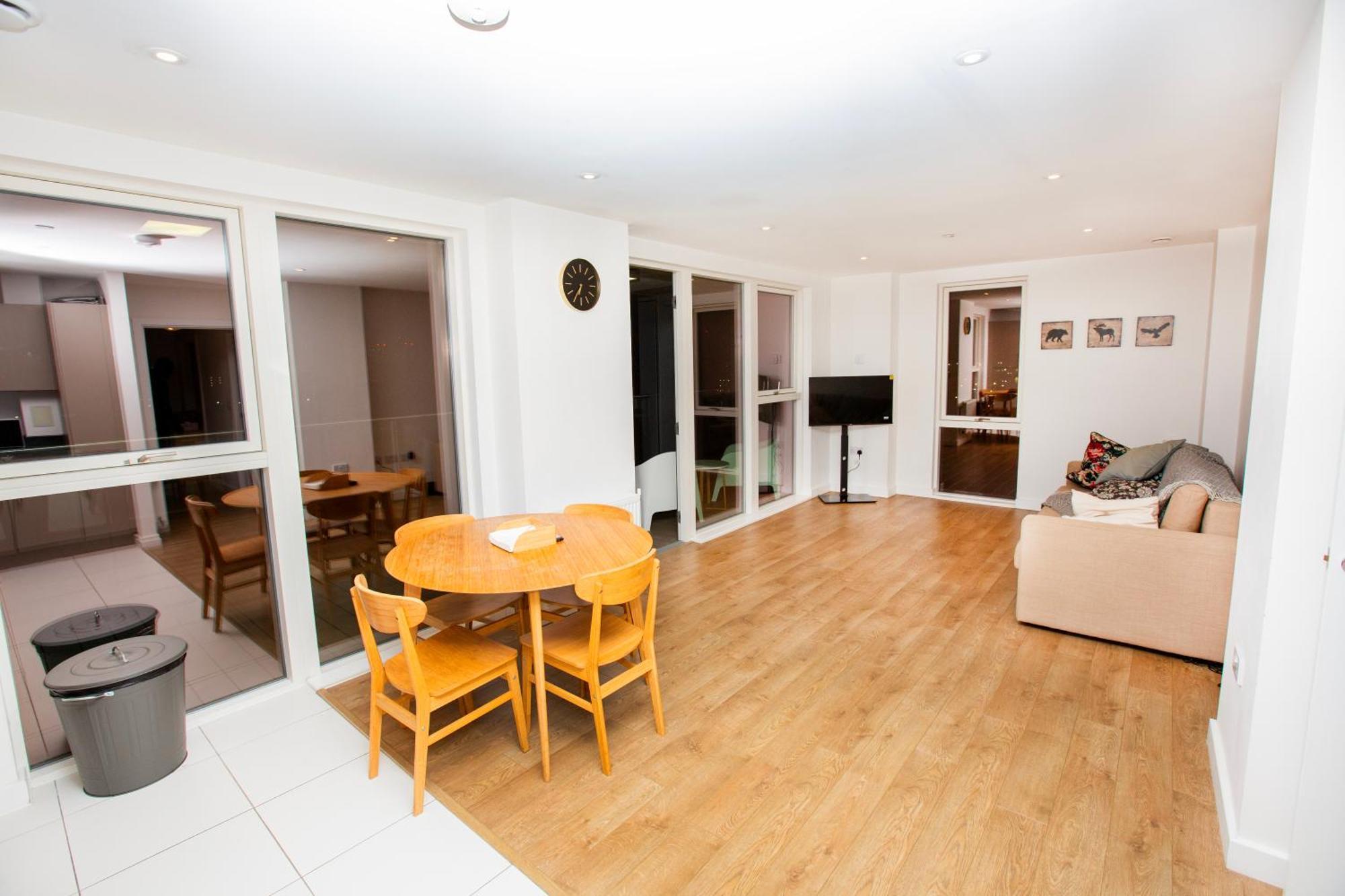 Waterfront- London Greenwich O2 Arena 2 Bed Flat ภายนอก รูปภาพ